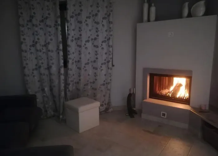 Villa Luxury Experience In Alba: Unesco Hills' Hearth Guarene